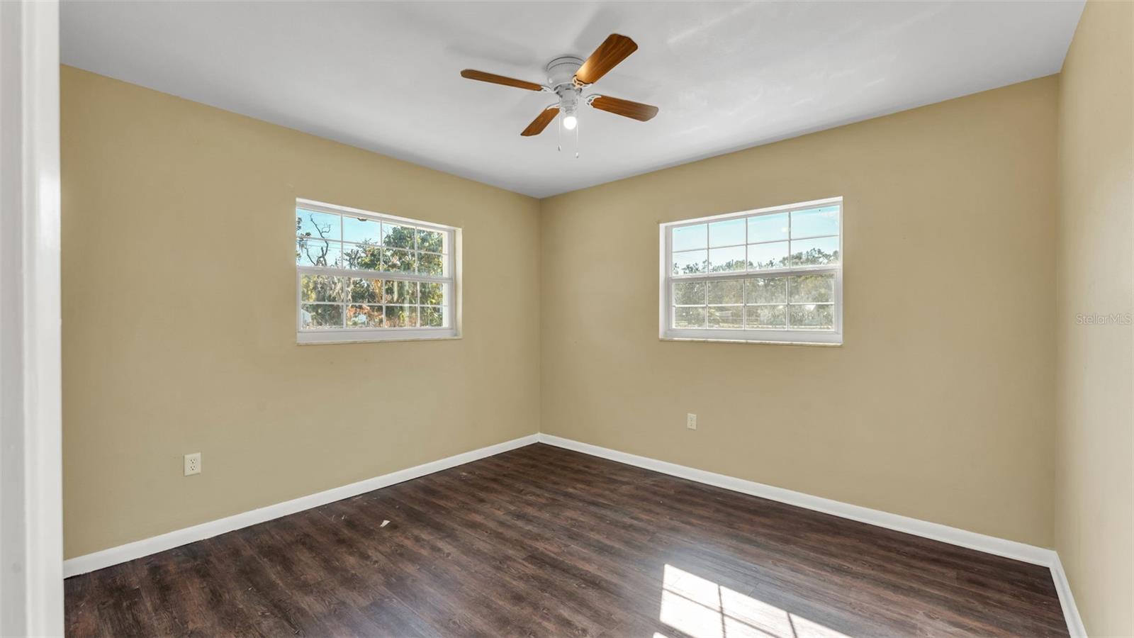 Image 27 of 54 For 508 Saint Cloud Avenue