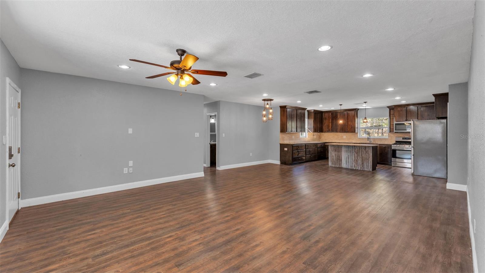 Image 7 of 54 For 508 Saint Cloud Avenue