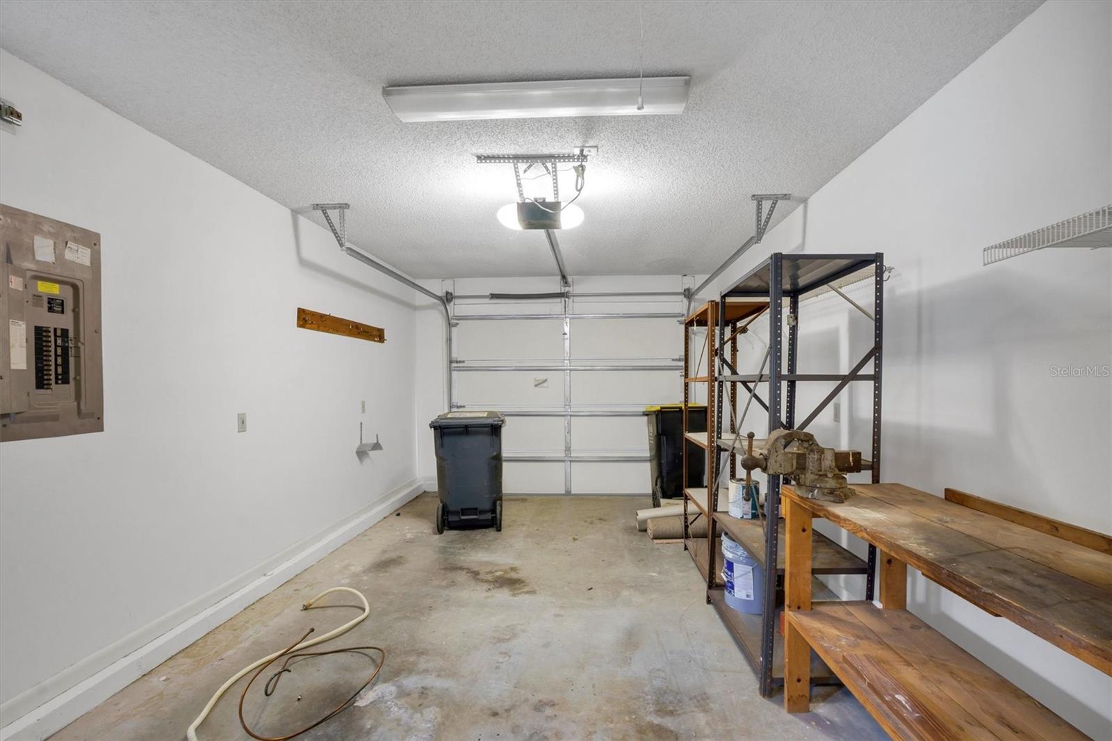 Image 21 of 28 For 4938 Colonnades Circle E