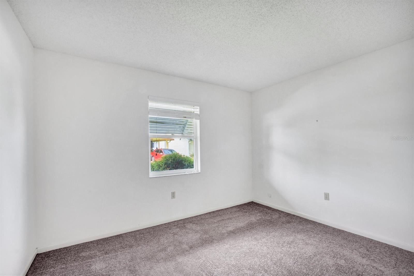 Image 8 of 28 For 4938 Colonnades Circle E