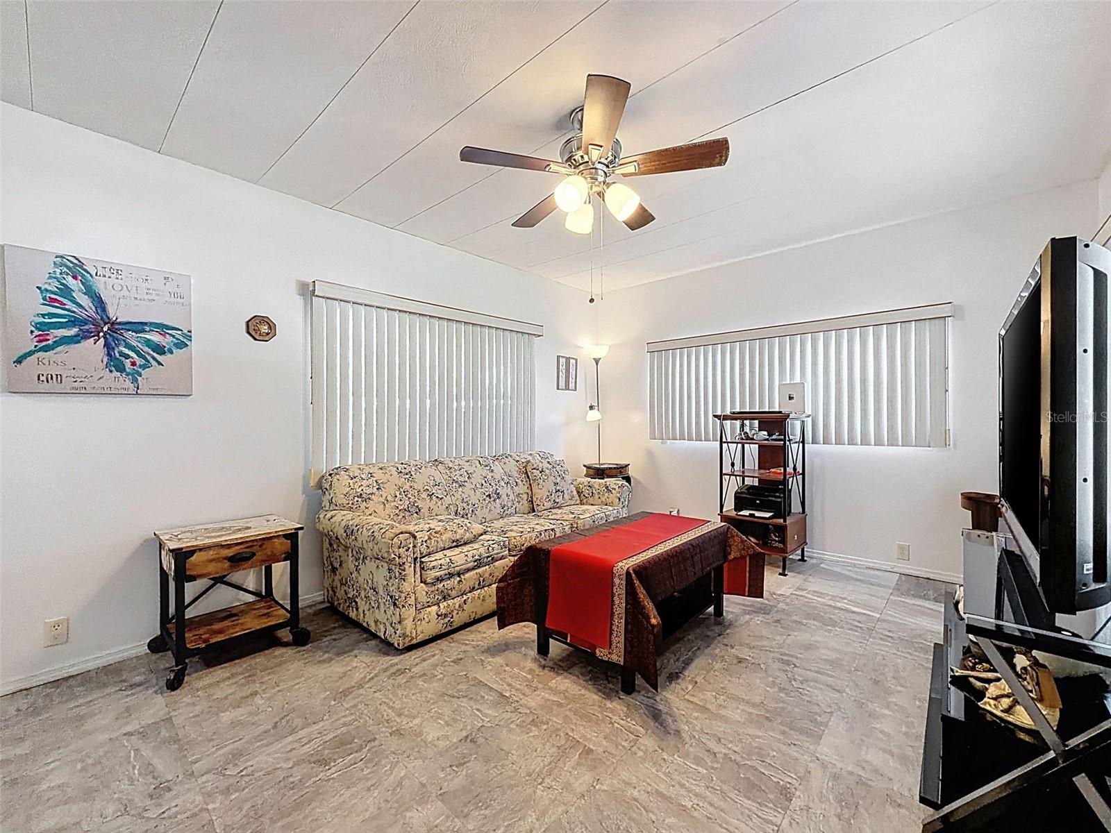 Image 13 of 42 For 1823 Blue Lake Drive