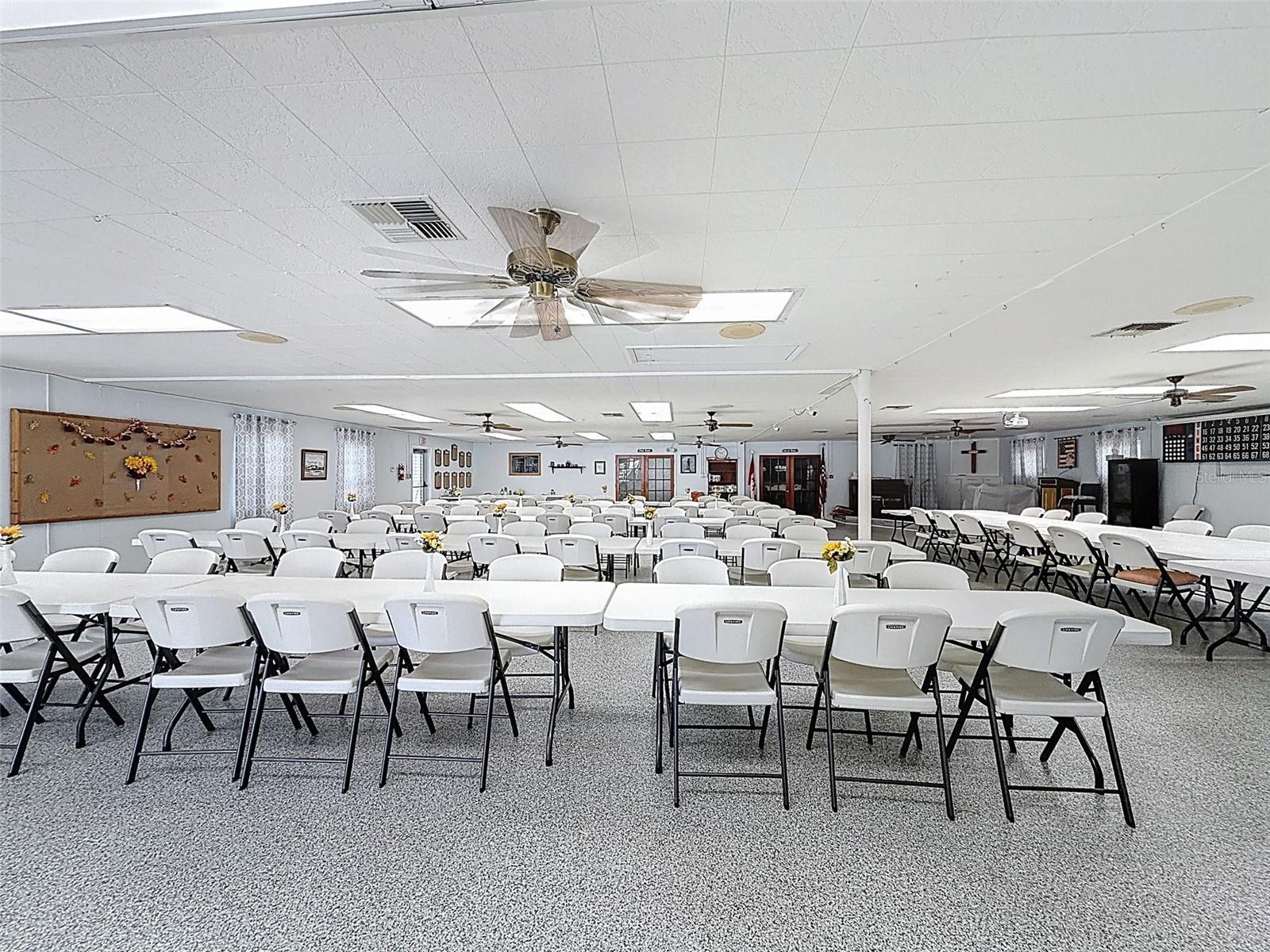 Image 27 of 42 For 1823 Blue Lake Drive