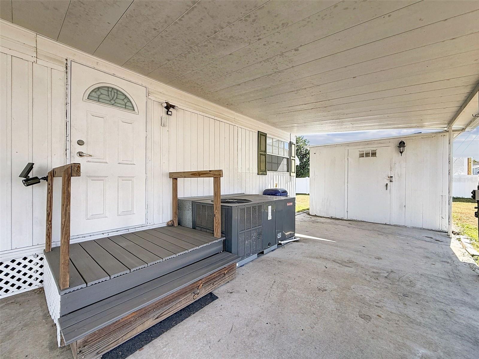 Image 39 of 42 For 1823 Blue Lake Drive