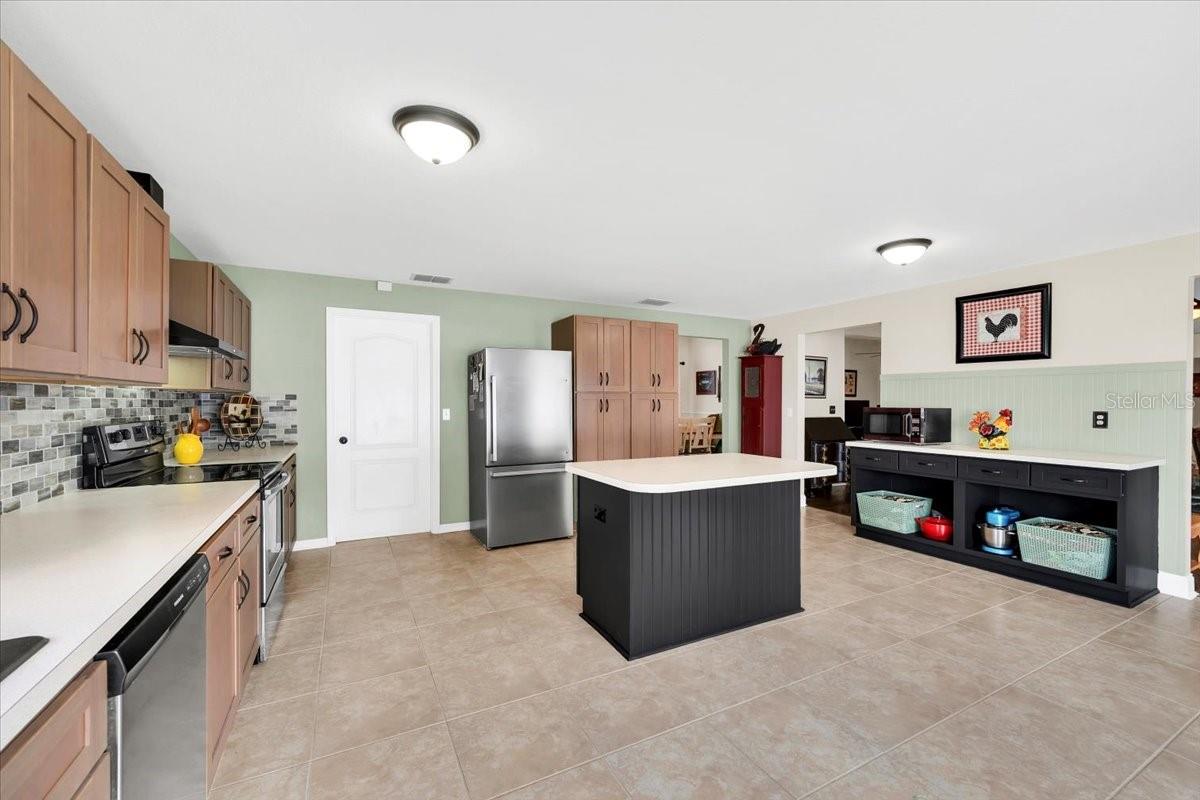 Image 19 of 57 For 6789 Ashbury Drive