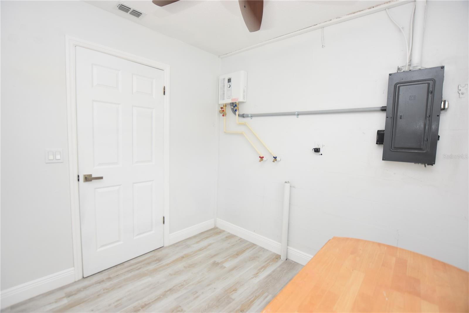 Image 30 of 38 For 4208 Ridge Road