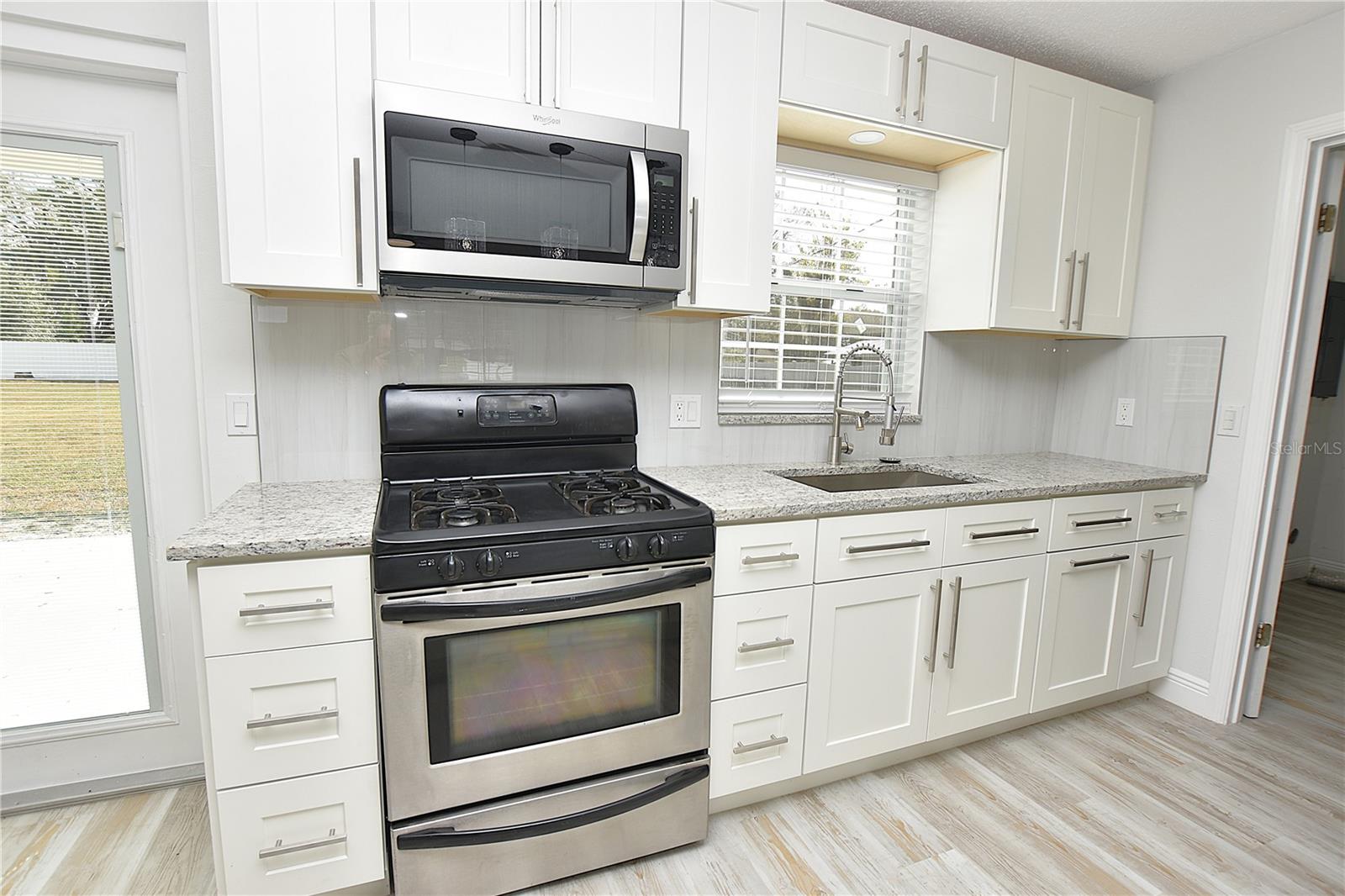 Image 5 of 38 For 4208 Ridge Road