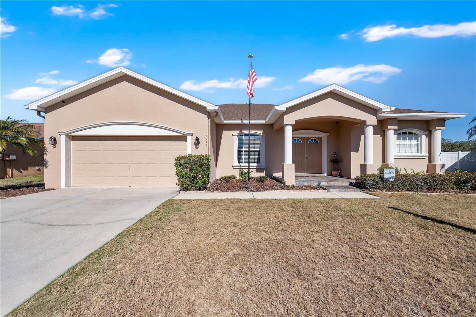 Details for 7949 Princeton Manor Circle, LAKELAND, FL 33809