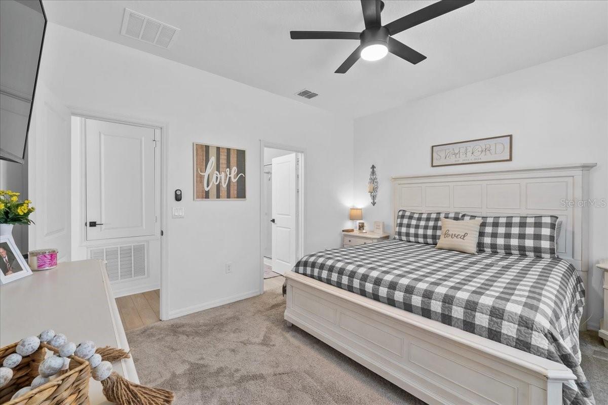 Image 14 of 38 For 546 Scott Lake Creek Lane