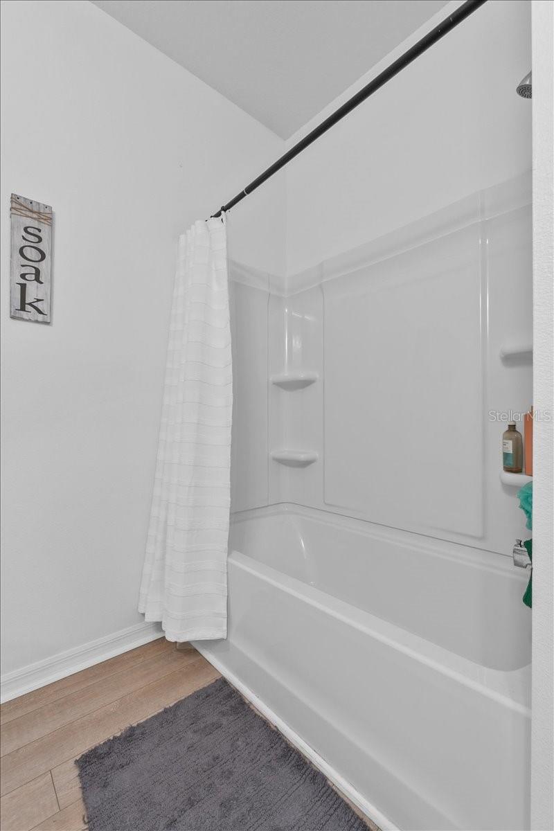 Image 23 of 38 For 546 Scott Lake Creek Lane