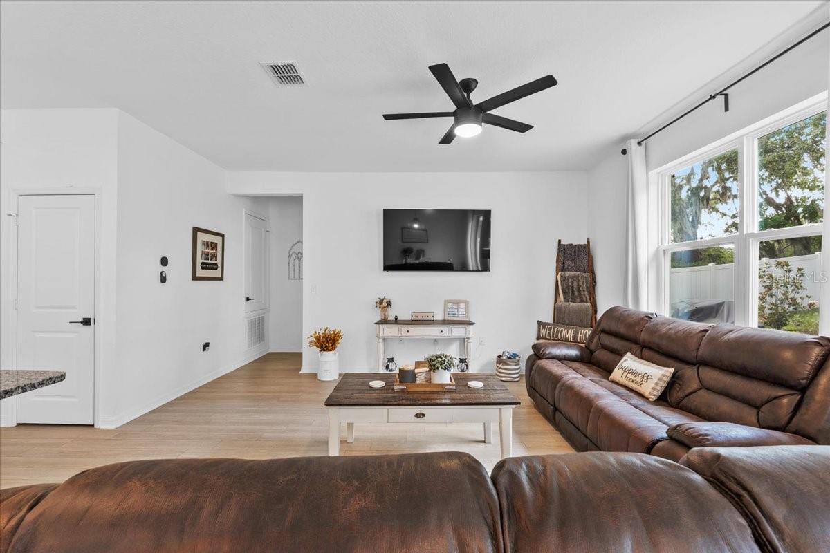 Image 5 of 38 For 546 Scott Lake Creek Lane