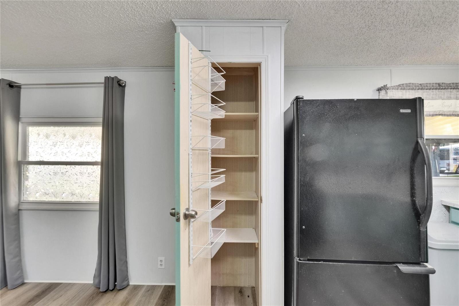 Image 17 of 53 For 1811 Sherwood Hill Dr