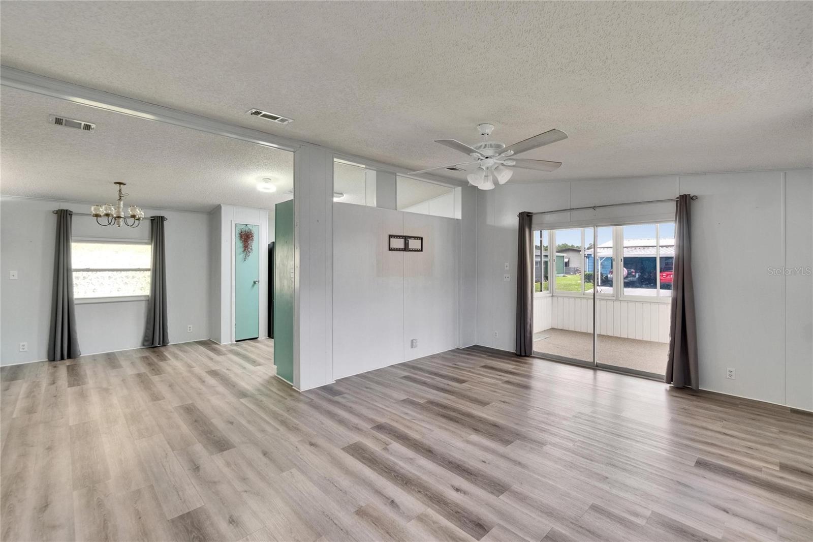 Image 19 of 53 For 1811 Sherwood Hill Dr