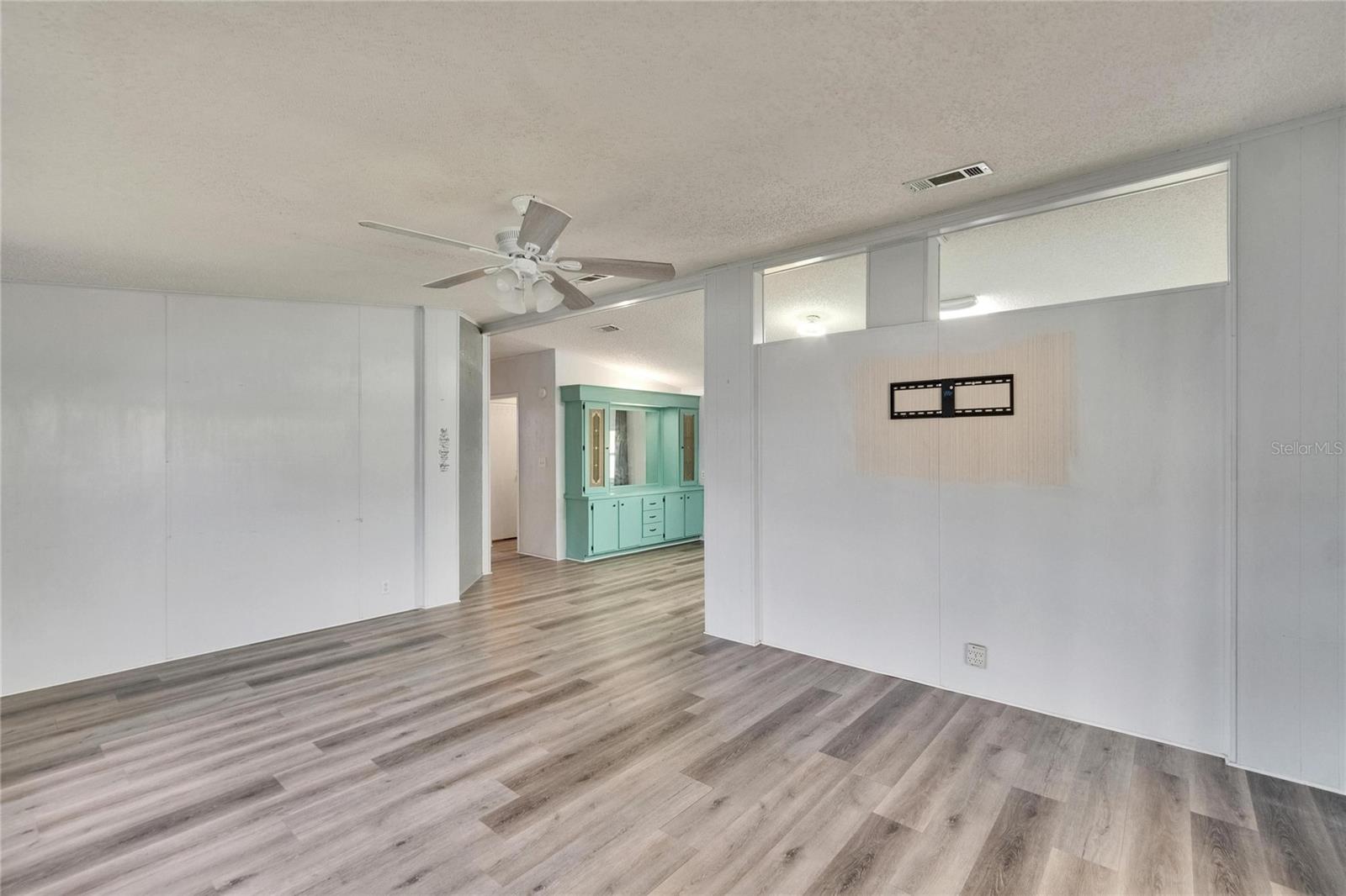 Image 20 of 53 For 1811 Sherwood Hill Dr