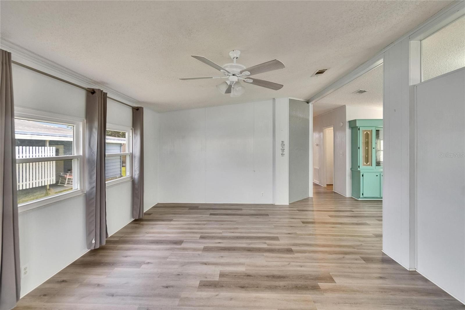 Image 21 of 53 For 1811 Sherwood Hill Dr