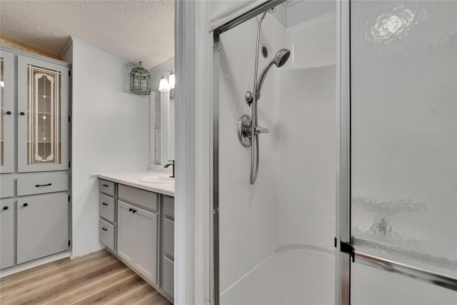 Image 38 of 53 For 1811 Sherwood Hill Dr