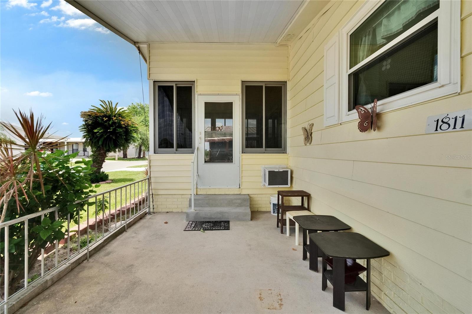 Image 4 of 53 For 1811 Sherwood Hill Dr