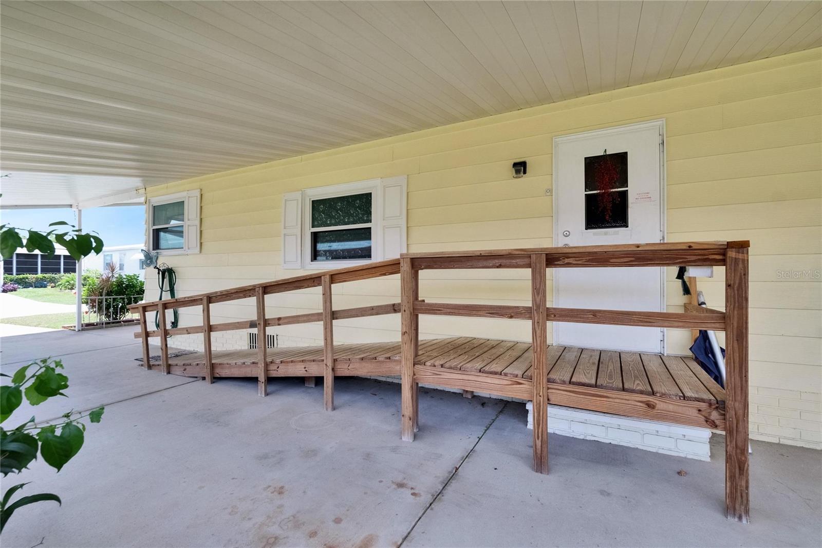 Image 7 of 53 For 1811 Sherwood Hill Dr