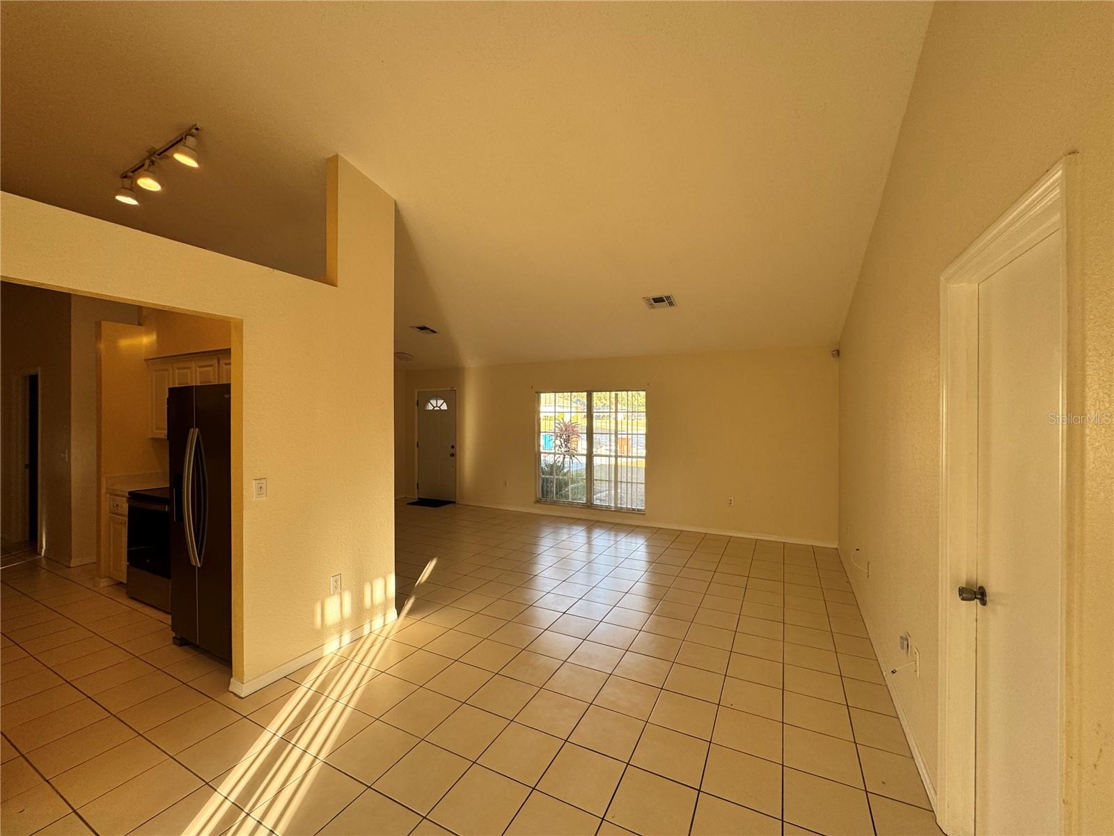 Image 11 of 36 For 794 Chelsea Way