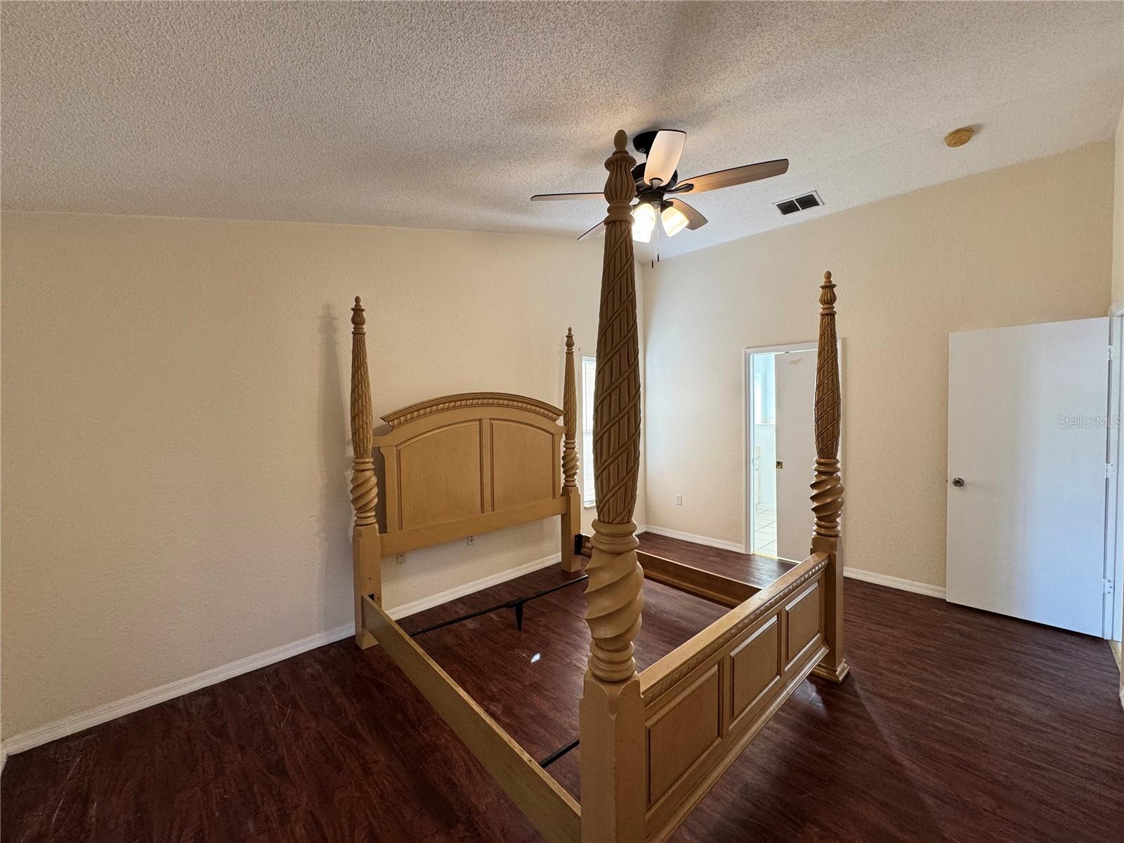 Image 17 of 36 For 794 Chelsea Way