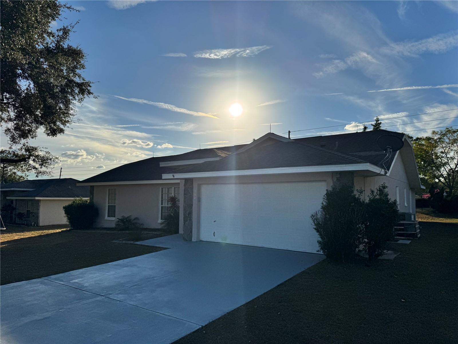 Image 3 of 36 For 794 Chelsea Way