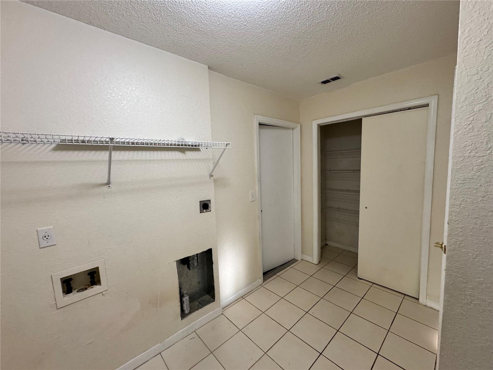 Image 30 of 36 For 794 Chelsea Way