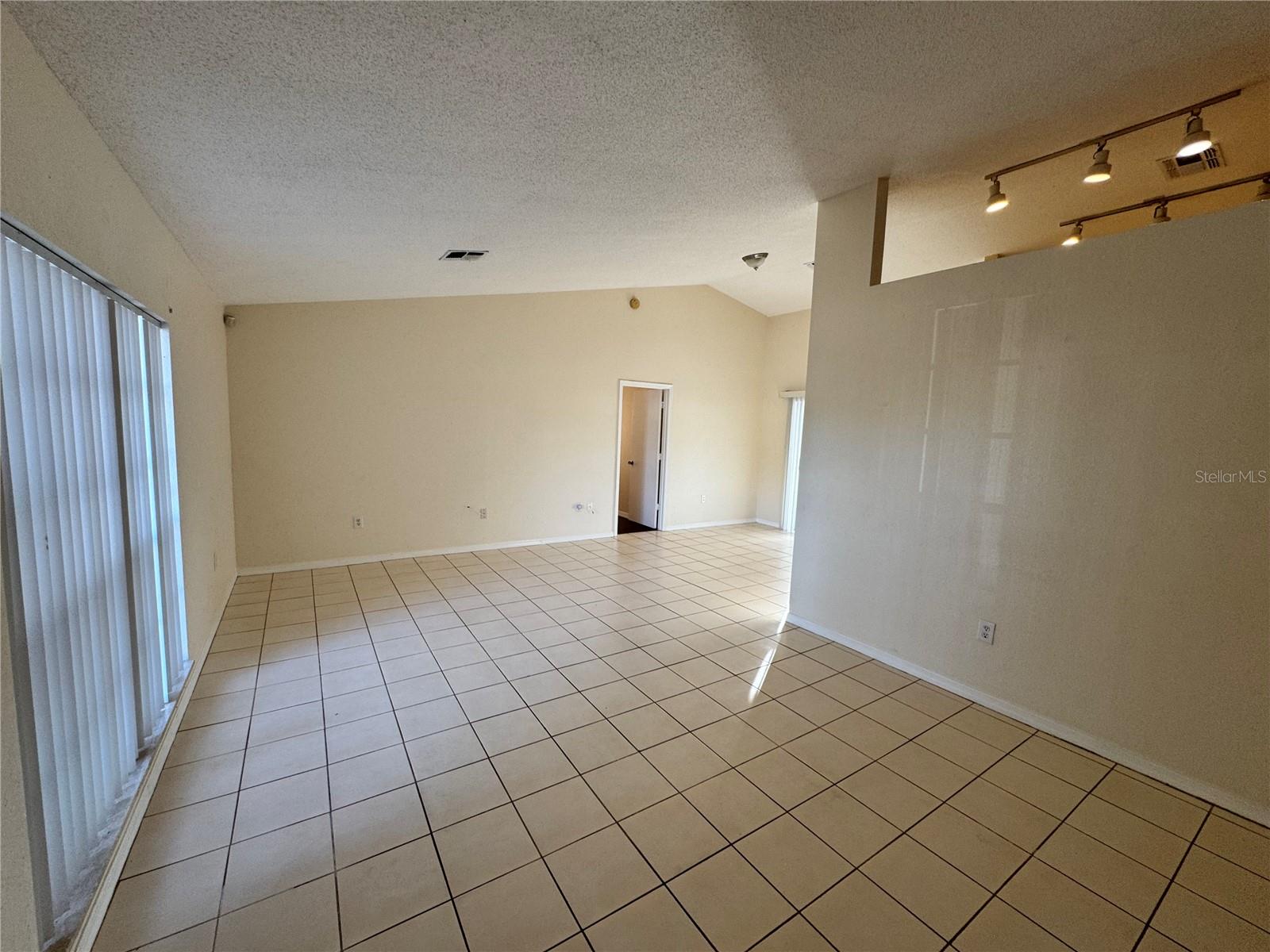 Image 6 of 36 For 794 Chelsea Way