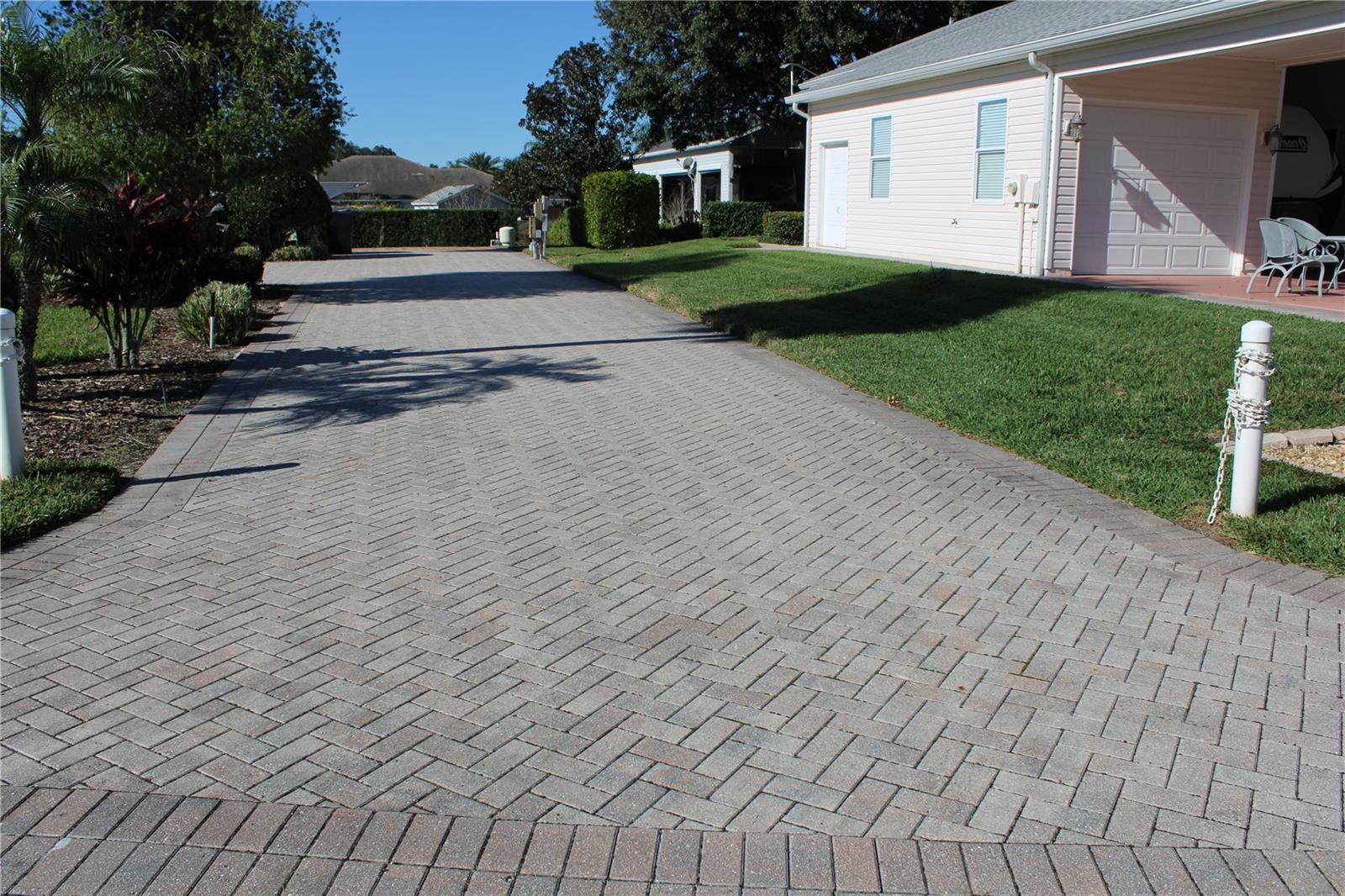 Image 5 of 5 For 352 Travelers Drive