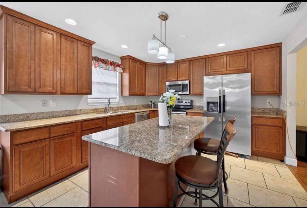 Image 6 of 12 For 1922 Matthew Court