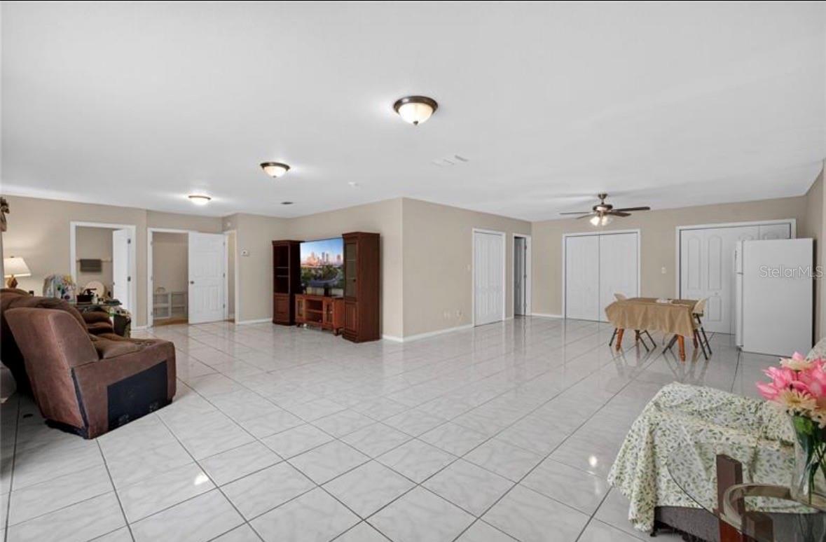 Image 8 of 12 For 1922 Matthew Court