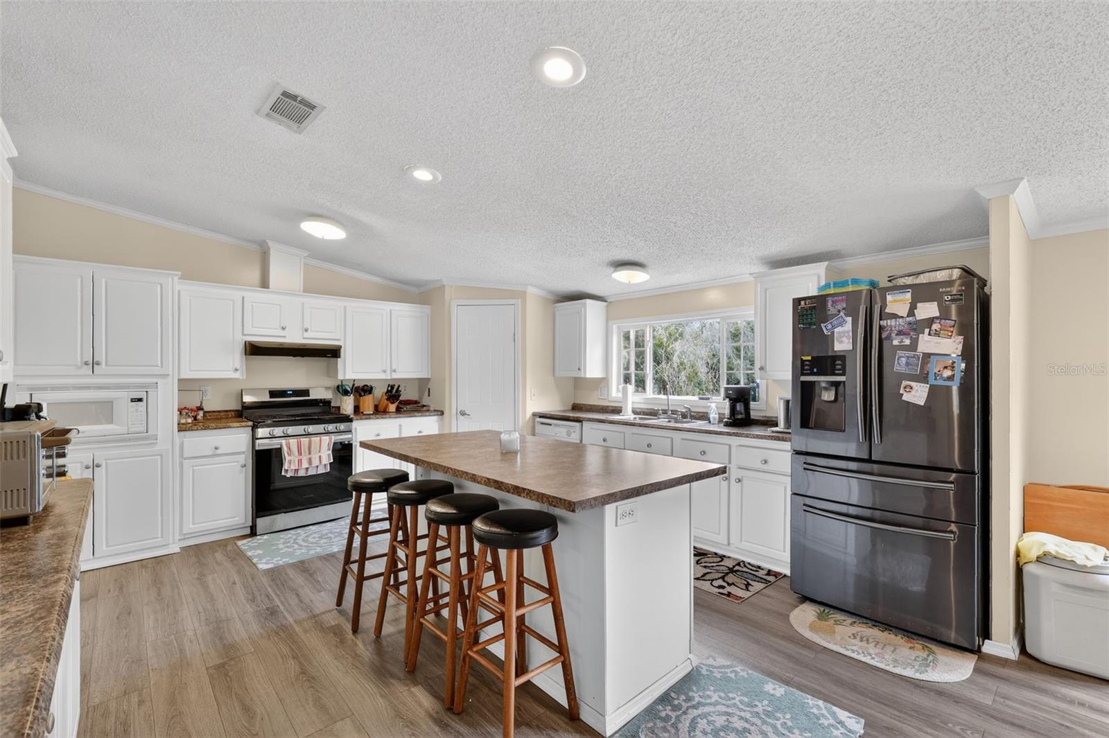 Image 14 of 35 For 16433 24th Place