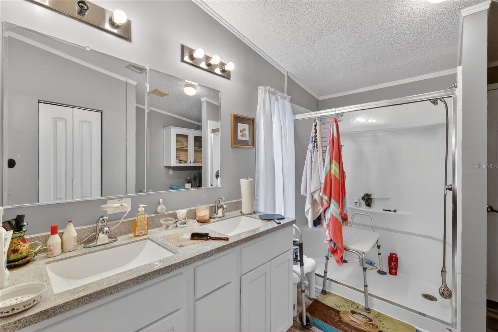 Image 22 of 35 For 16433 24th Place