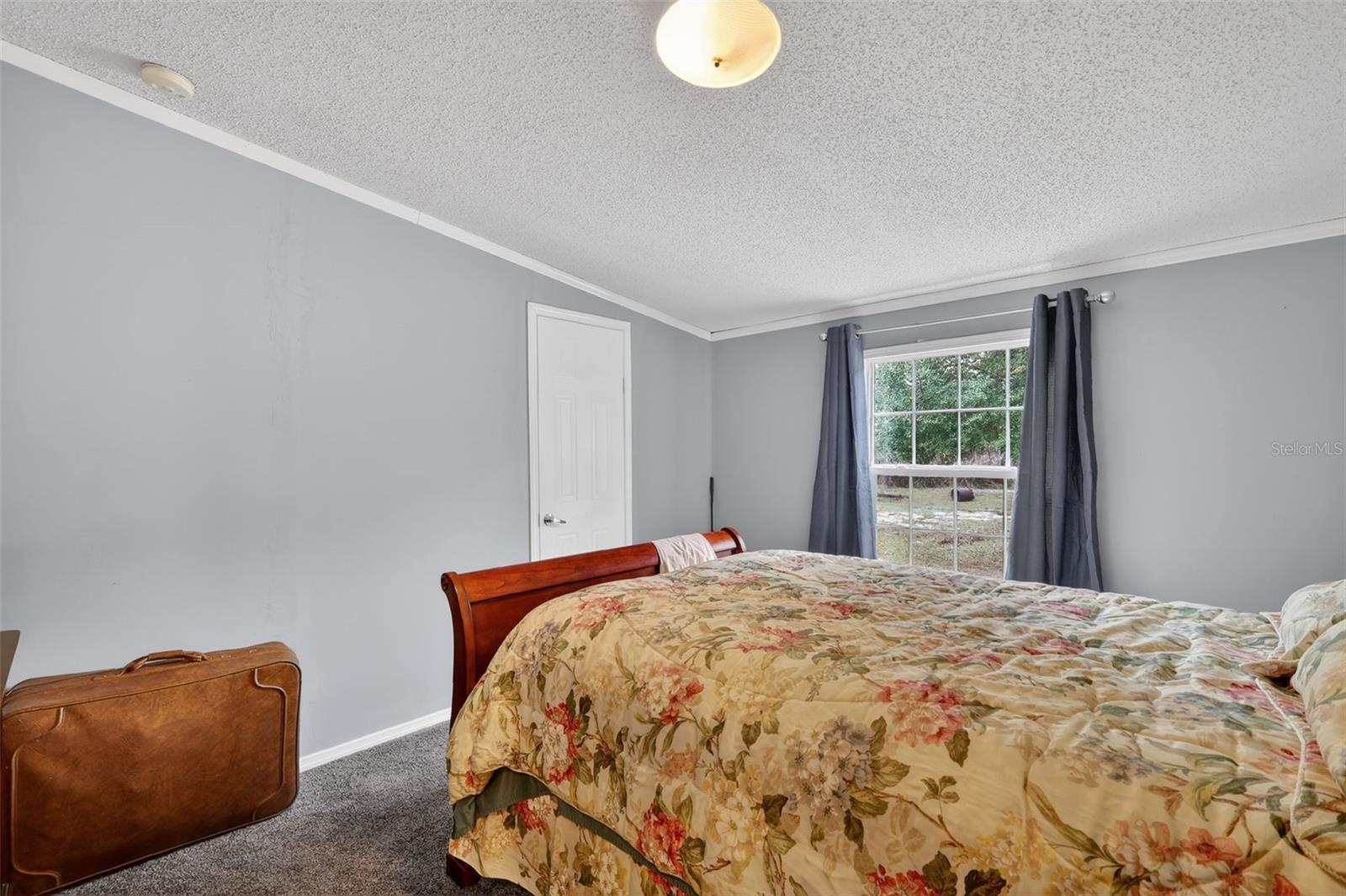 Image 24 of 35 For 16433 24th Place