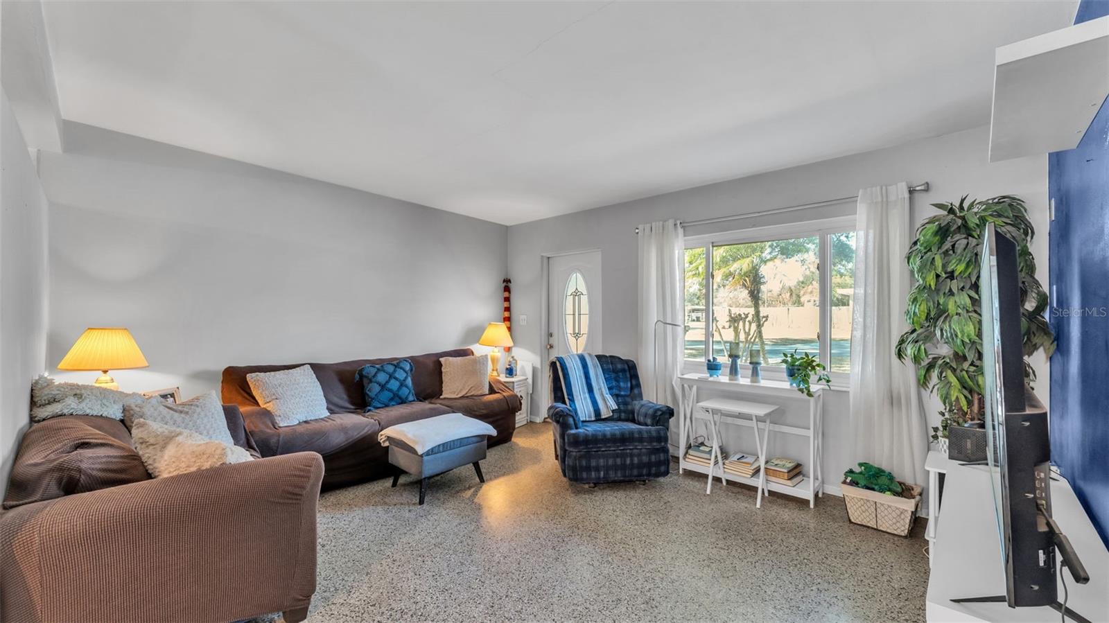 Image 19 of 48 For 310 17th Street Ne