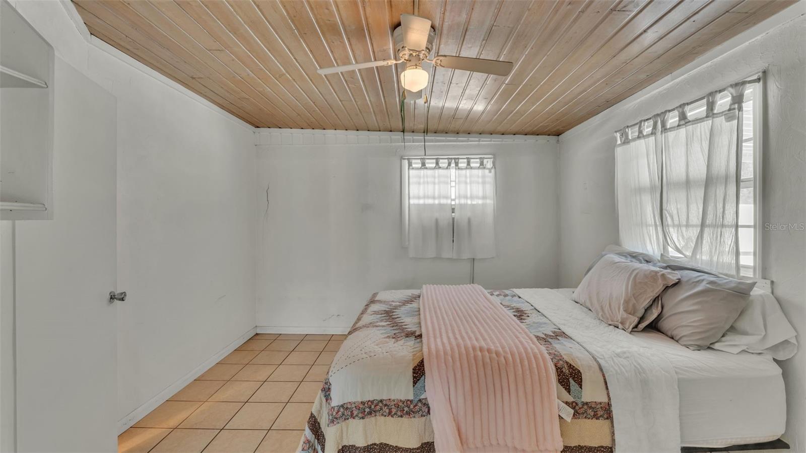 Image 26 of 48 For 310 17th Street Ne