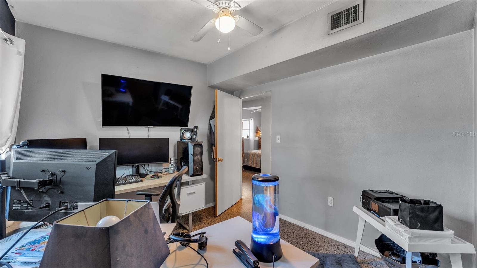 Image 29 of 48 For 310 17th Street Ne