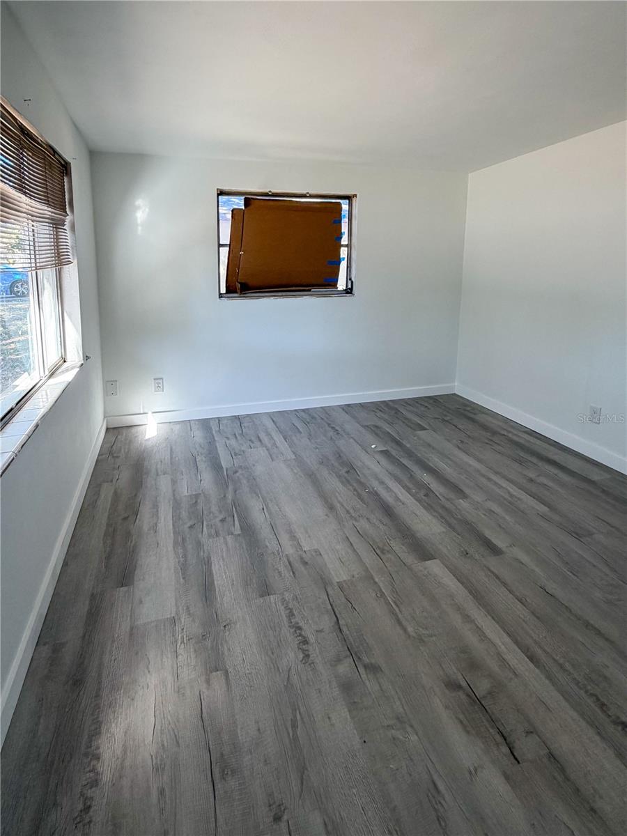 Image 13 of 32 For 319 Leta Street