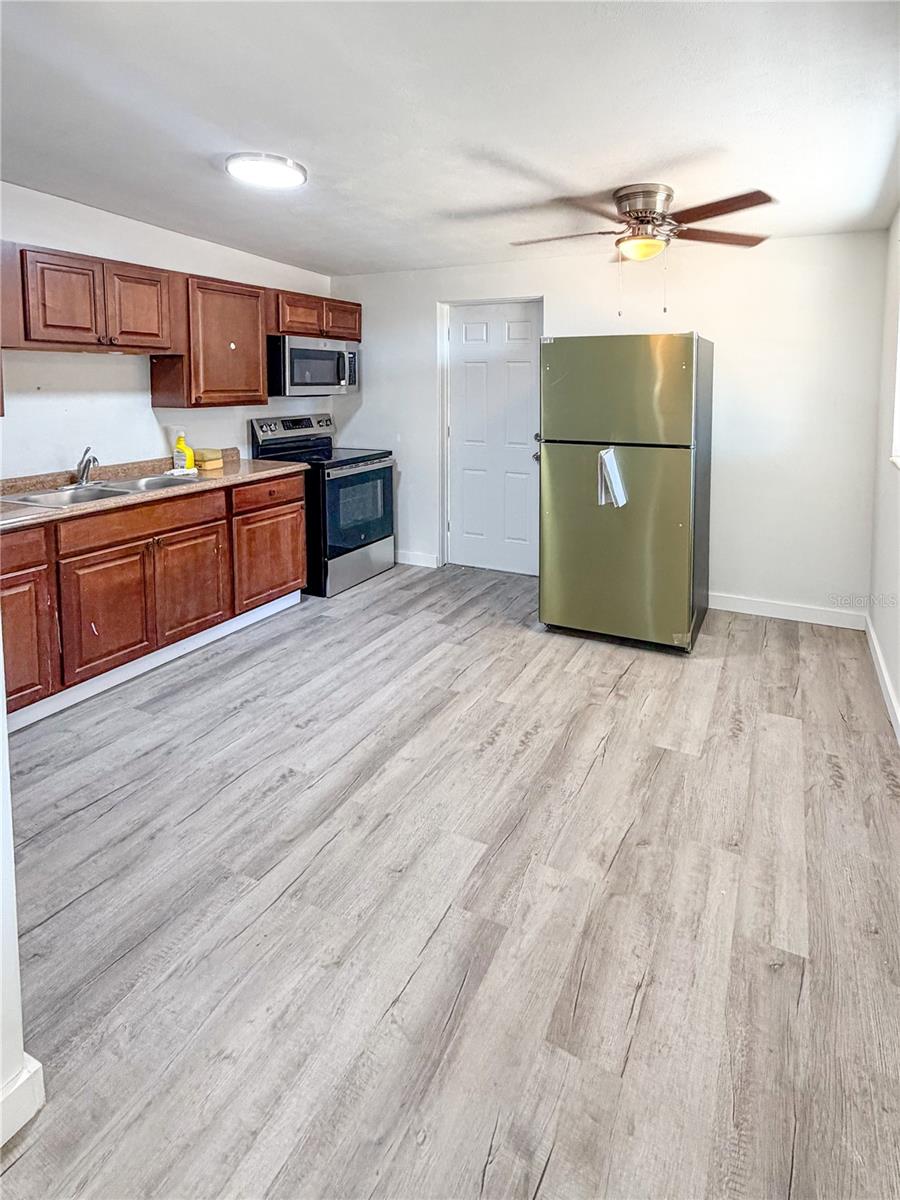 Image 2 of 32 For 319 Leta Street