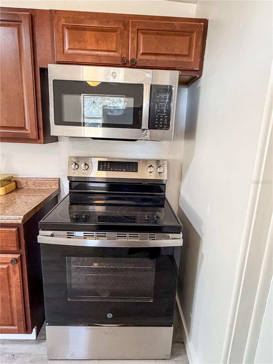 Image 5 of 32 For 319 Leta Street