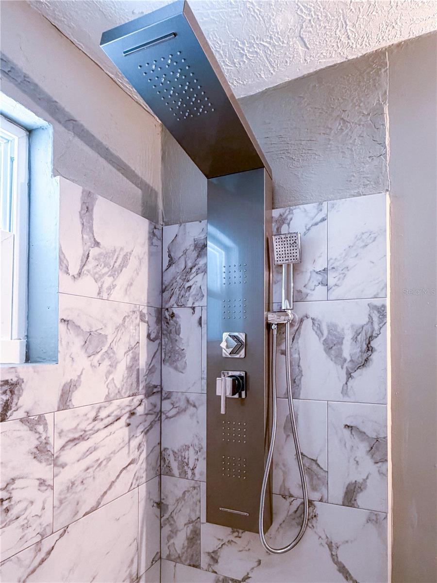 Image 7 of 32 For 319 Leta Street