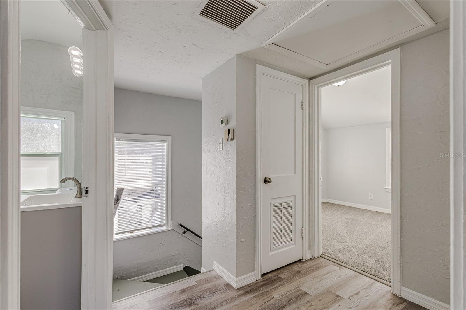 Image 16 of 41 For 875 19th Avenue S 1-2