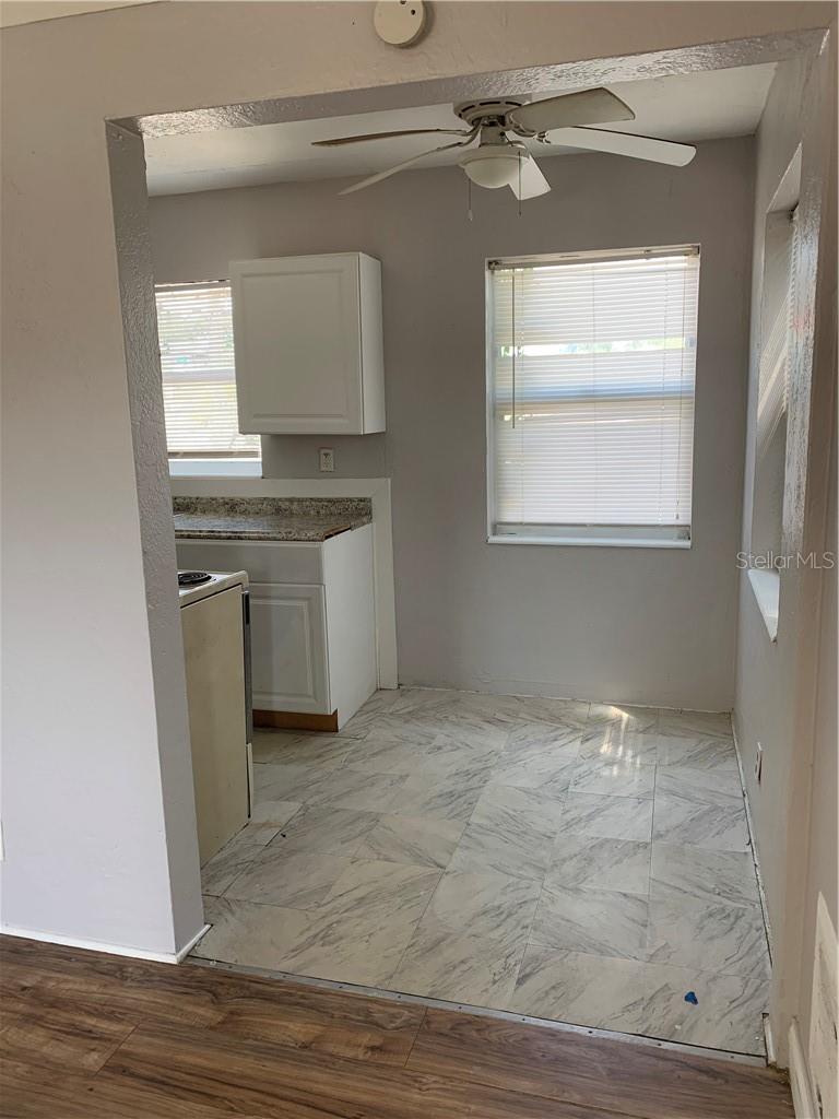 Image 32 of 41 For 875 19th Avenue S 1-2