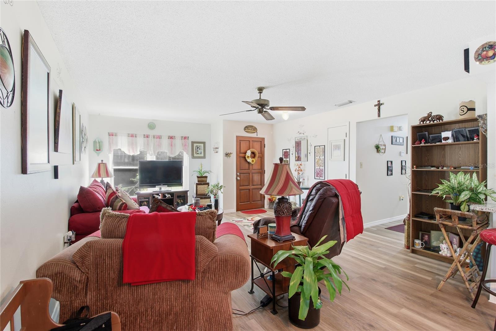 Image 10 of 50 For 4602 Sandy Lane