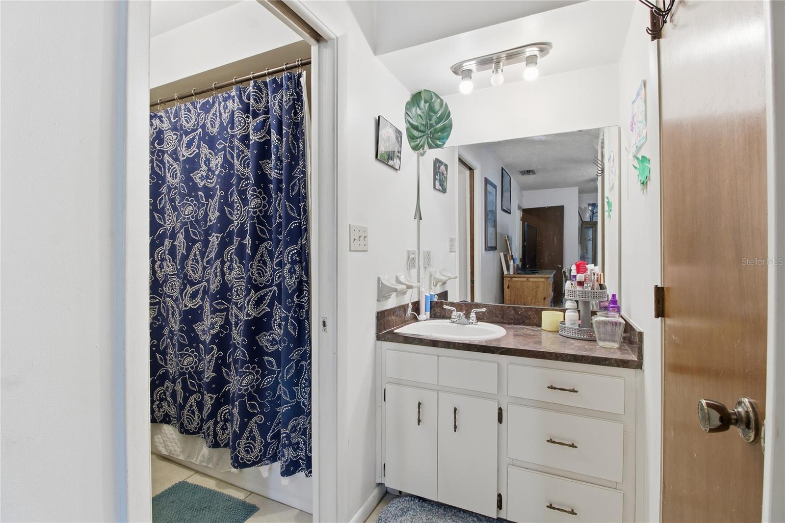 Image 40 of 50 For 4602 Sandy Lane