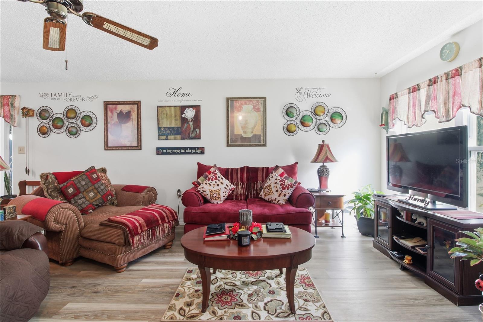 Image 6 of 50 For 4602 Sandy Lane