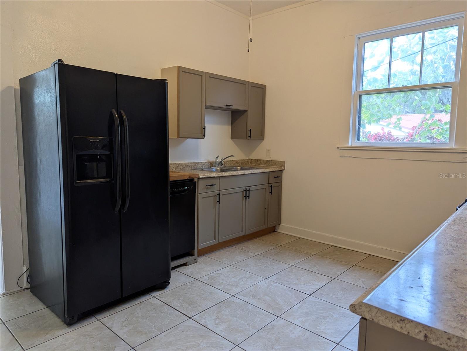 Image 8 of 16 For 770 Lemon Street