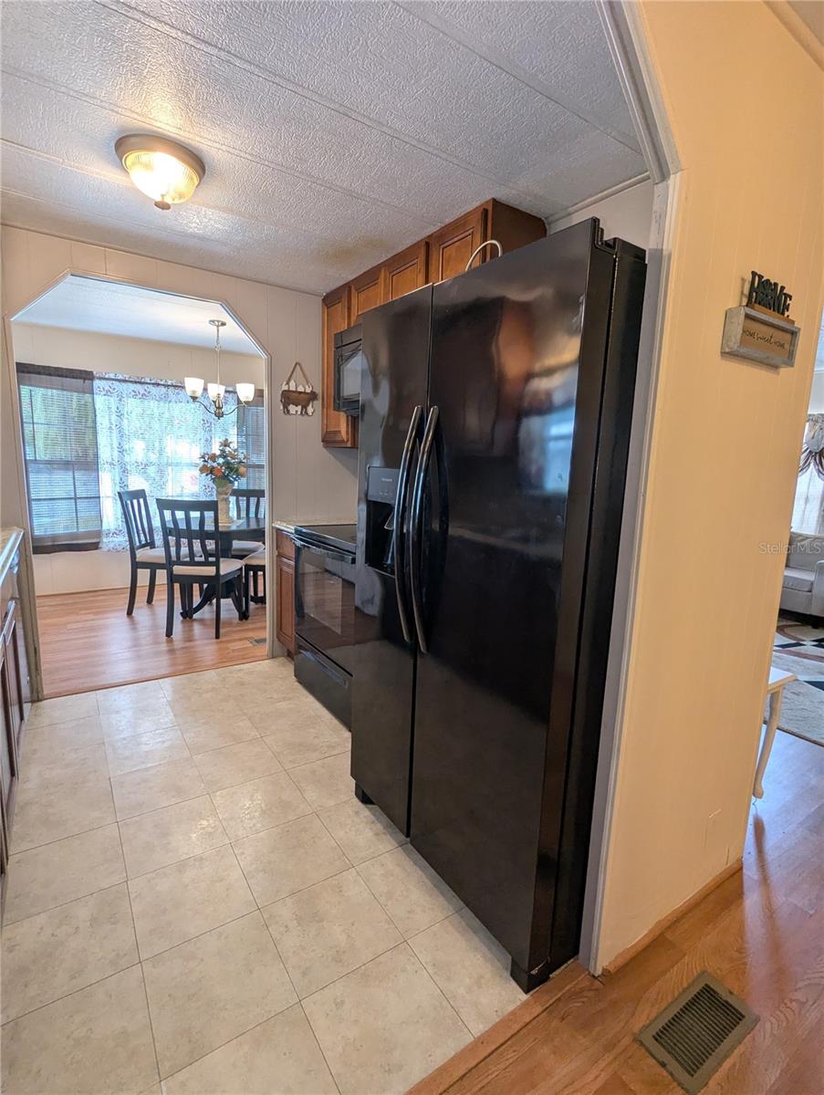 Image 7 of 33 For 1610 Reynolds Road 154