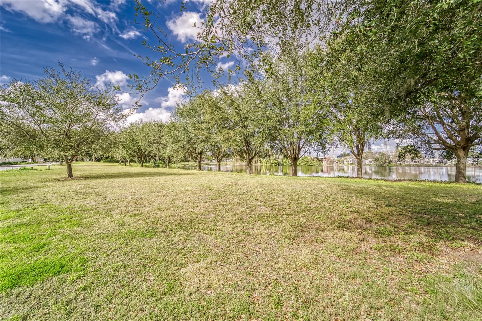 Image 9 of 24 For 2105 Bruce Street