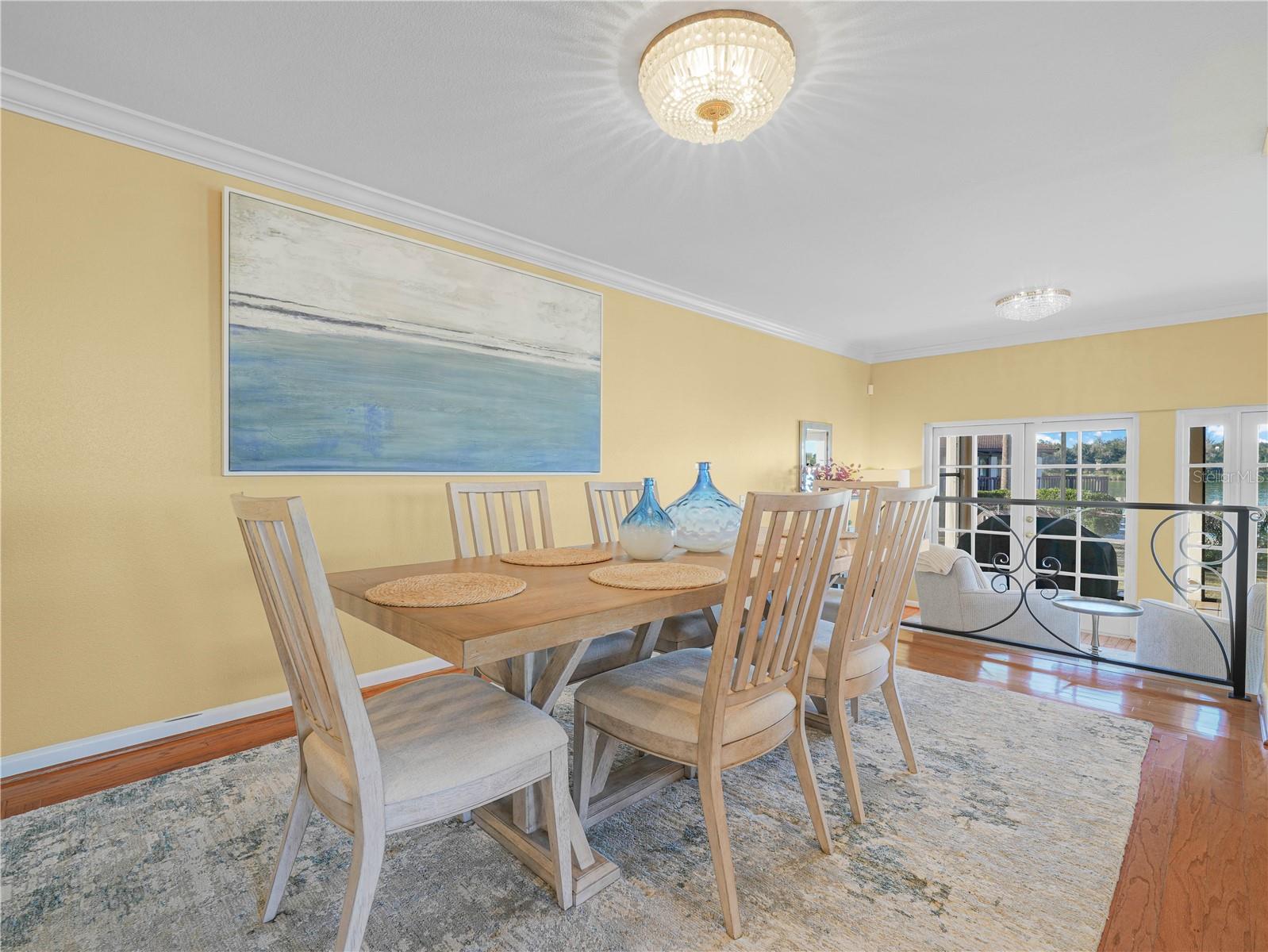 Image 10 of 45 For 3 Casa Loma Way 3