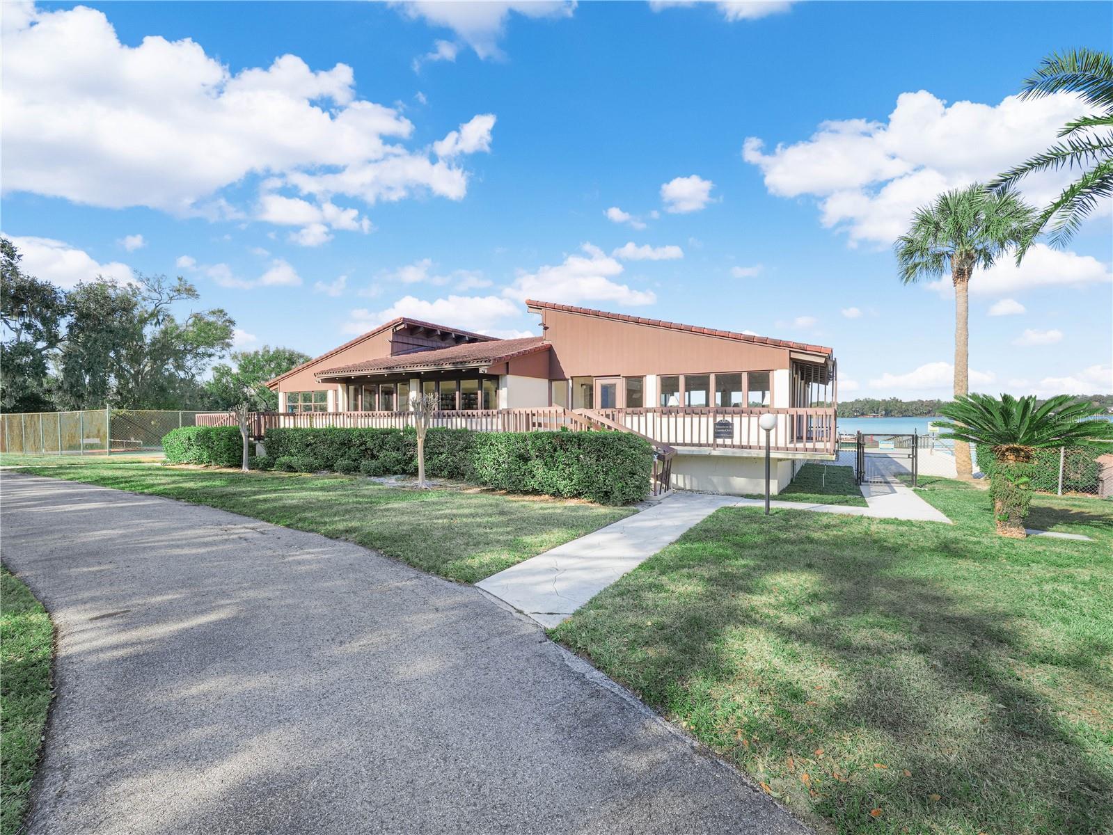 Image 35 of 45 For 3 Casa Loma Way 3