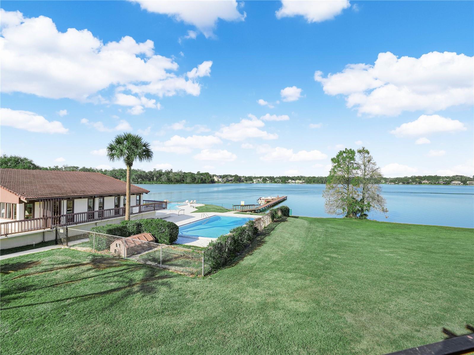 Image 36 of 45 For 3 Casa Loma Way 3